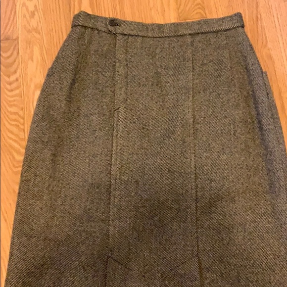 Classic Tencel-Wool Skirt